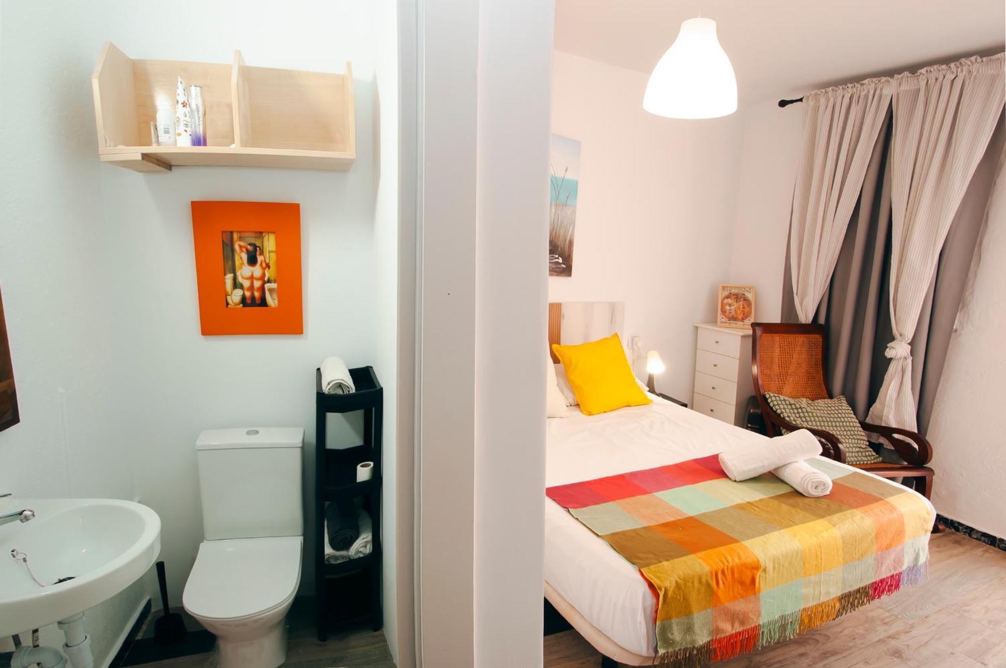 アルメリア Atp San Cristobal A 5 Minutos De Puerta Purchena - Alcazaba - Catedral - Wifi Gratis!ヴィラ エクステリア 写真